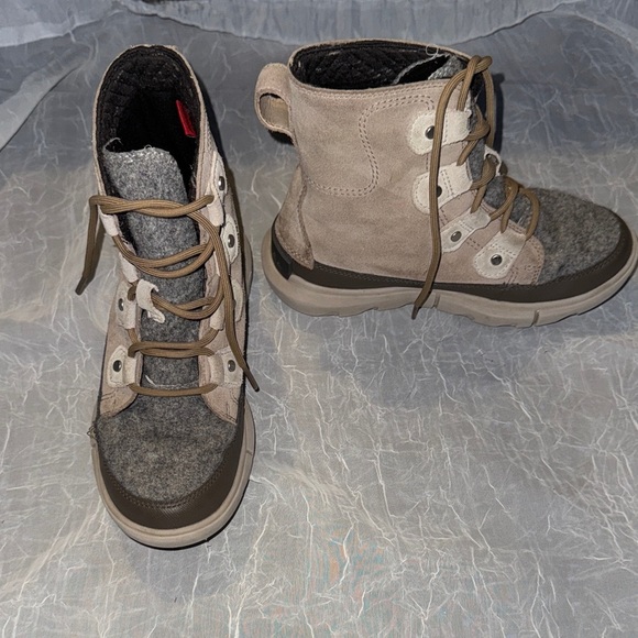 Sorel Tan and Gray Lace-Up Boots - Picture 1 of 6